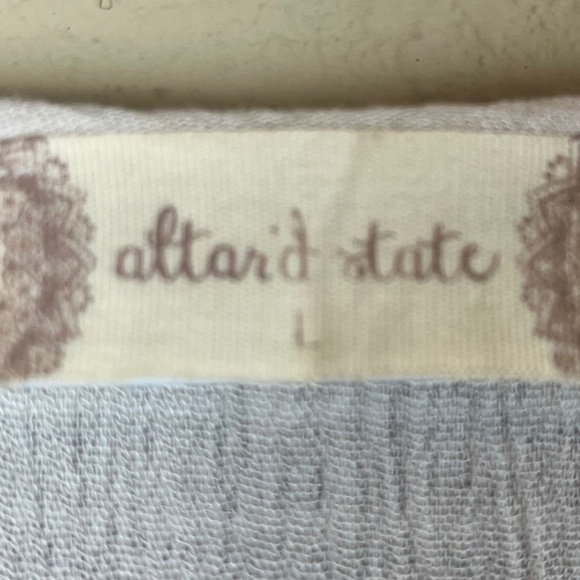 Altar'd State Cream ZigZag Knit Weave Gauze Long Sleeve Flare Cuff; Size L - Picture 5 of 8